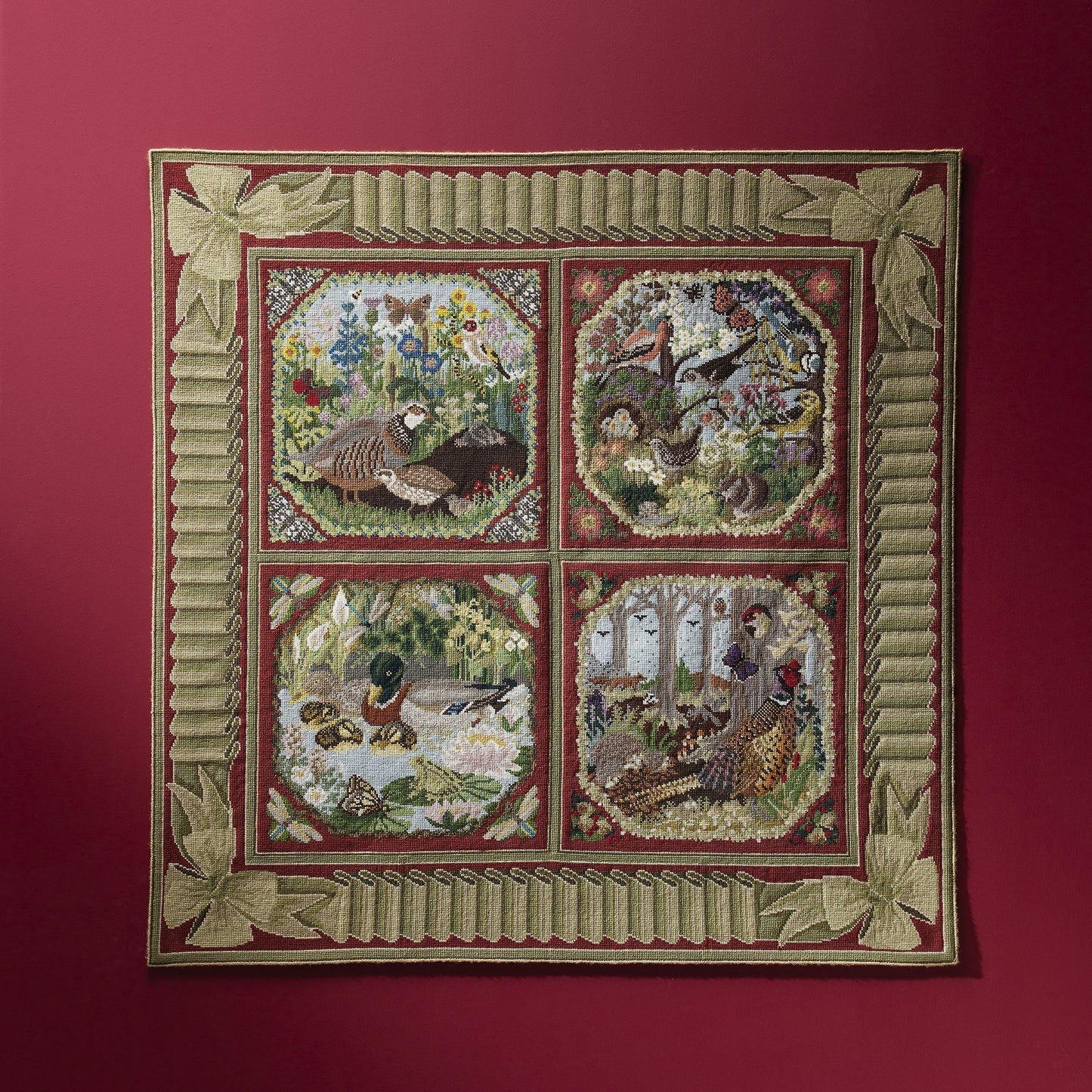 Ribbon and Bow Border Carpet Border Elizabeth Bradley Starter Kit (Four Corners) Green Cream